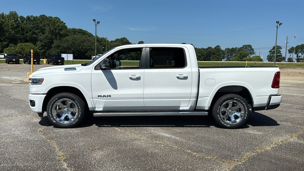 New 2026 Ram 1500 BIG HORN CREW CAB 4X2 5'7 BOX Pickup