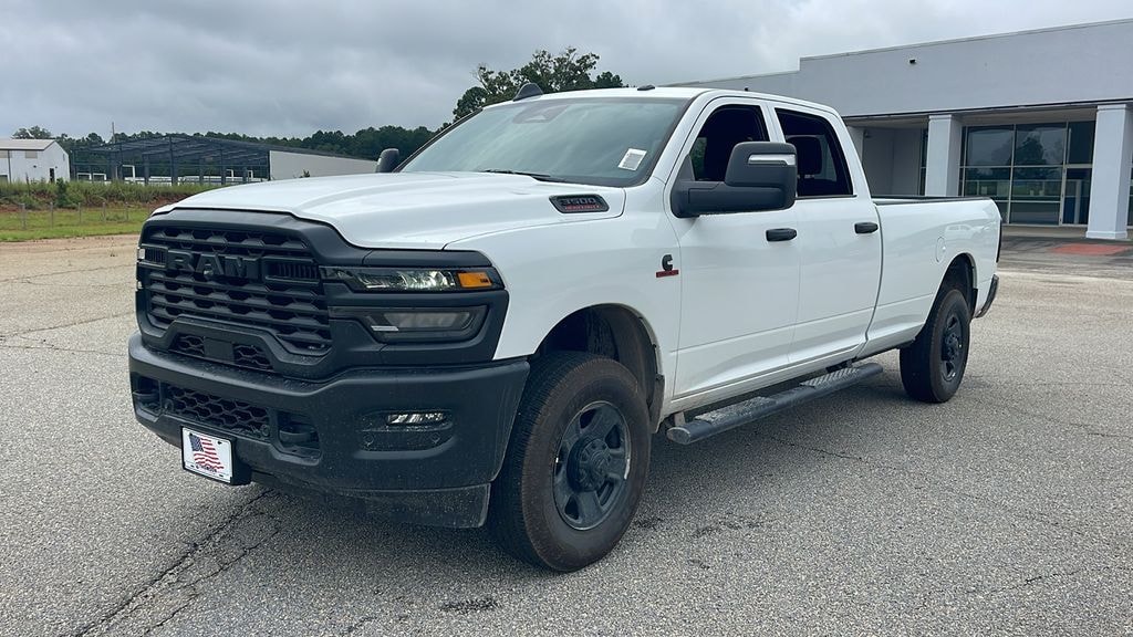 New 2026 Ram 3500 TRADESMAN CREW CAB 4X4 8' BOX Pickup