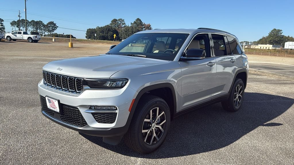 New 2025 Jeep Grand Cherokee Limited Sport Utility