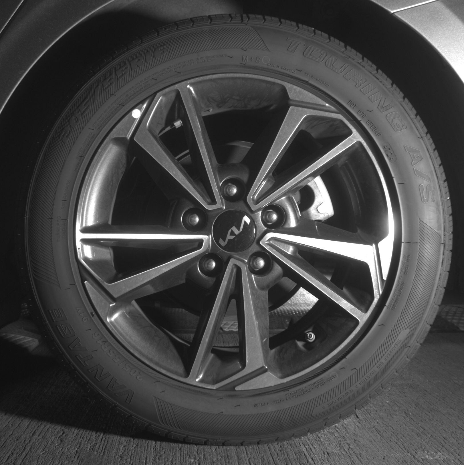 Thumbnail: 2023 Kia Forte - 11