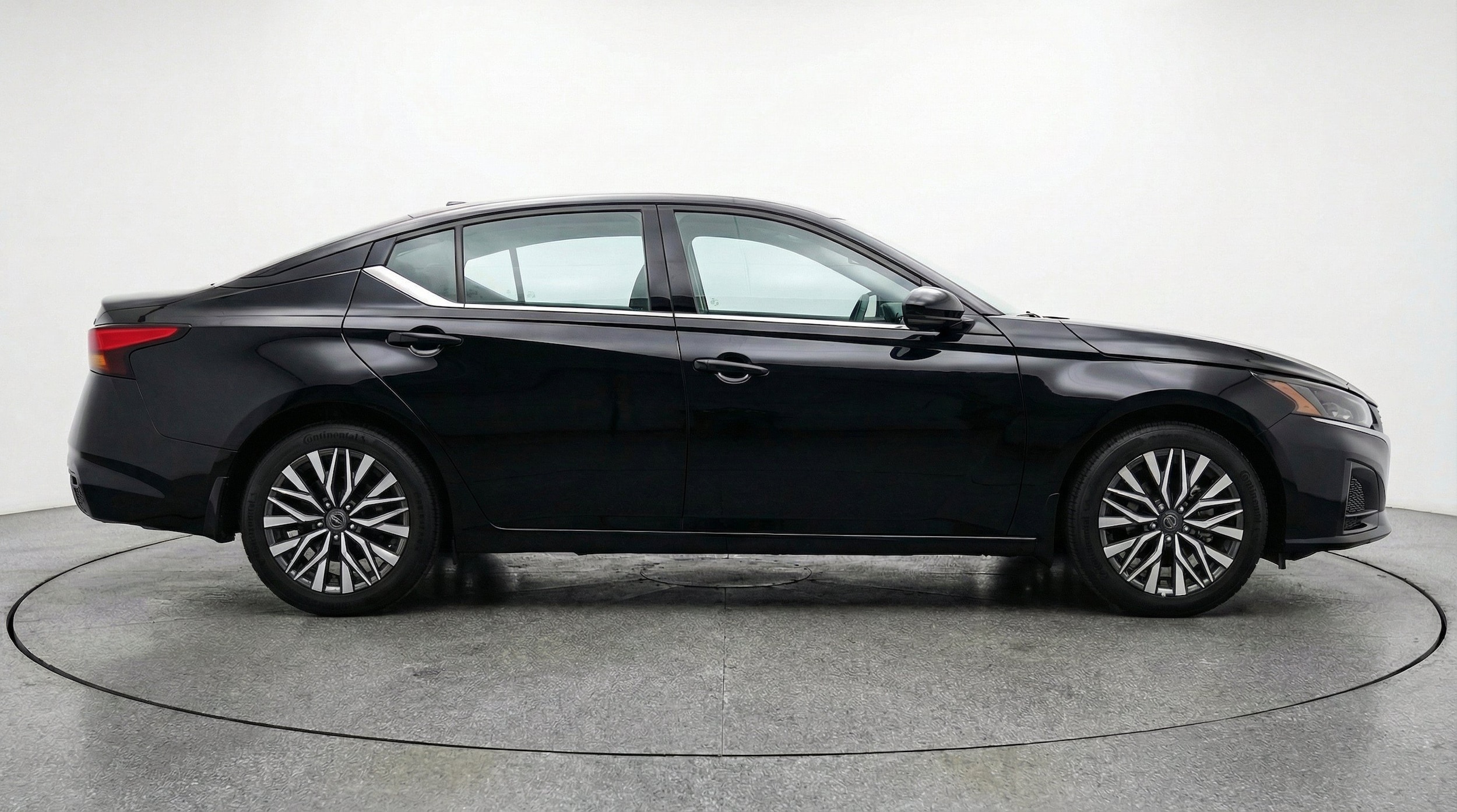 Thumbnail: 2025 Nissan Altima - 11
