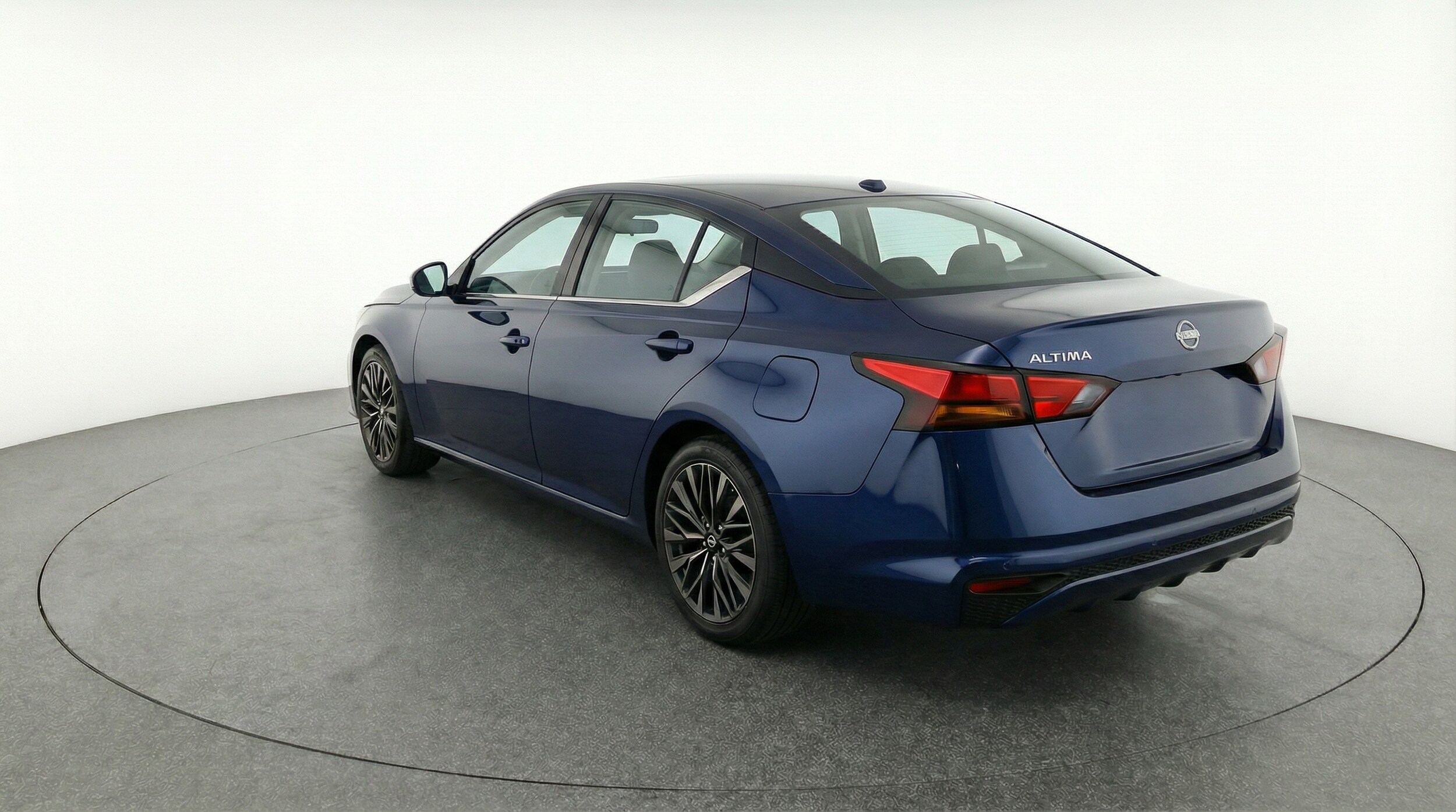 Thumbnail: 2025 Nissan Altima - 5