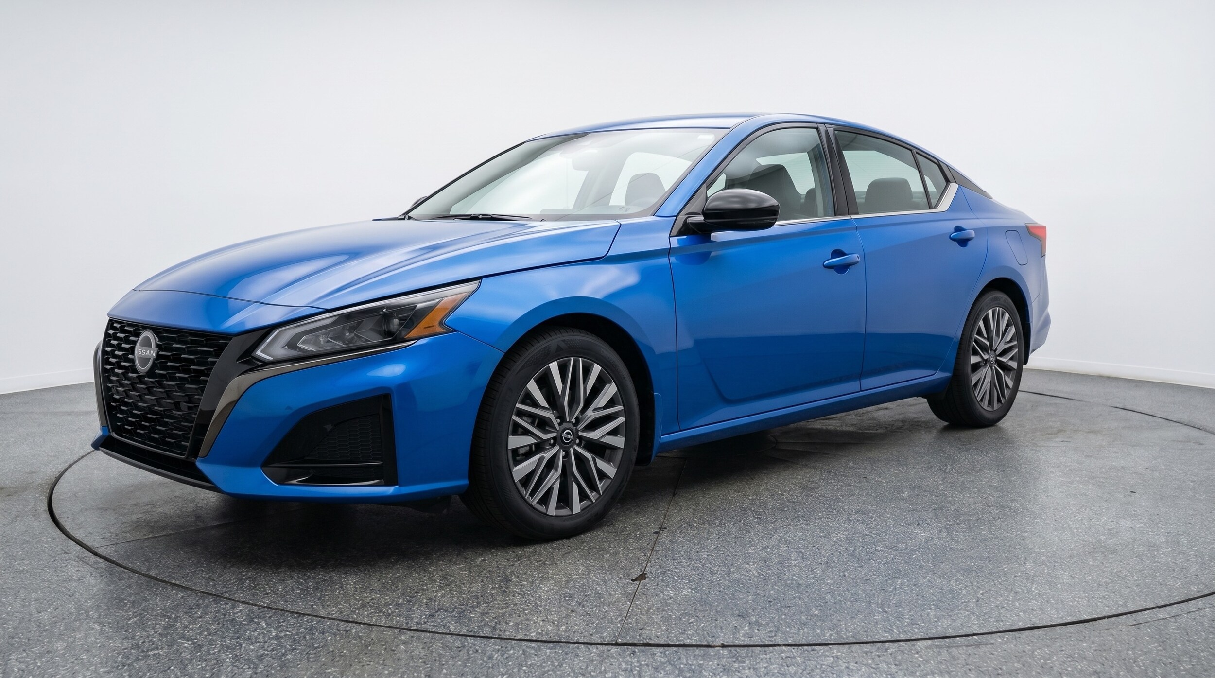 Thumbnail: 2025 Nissan Altima - 3