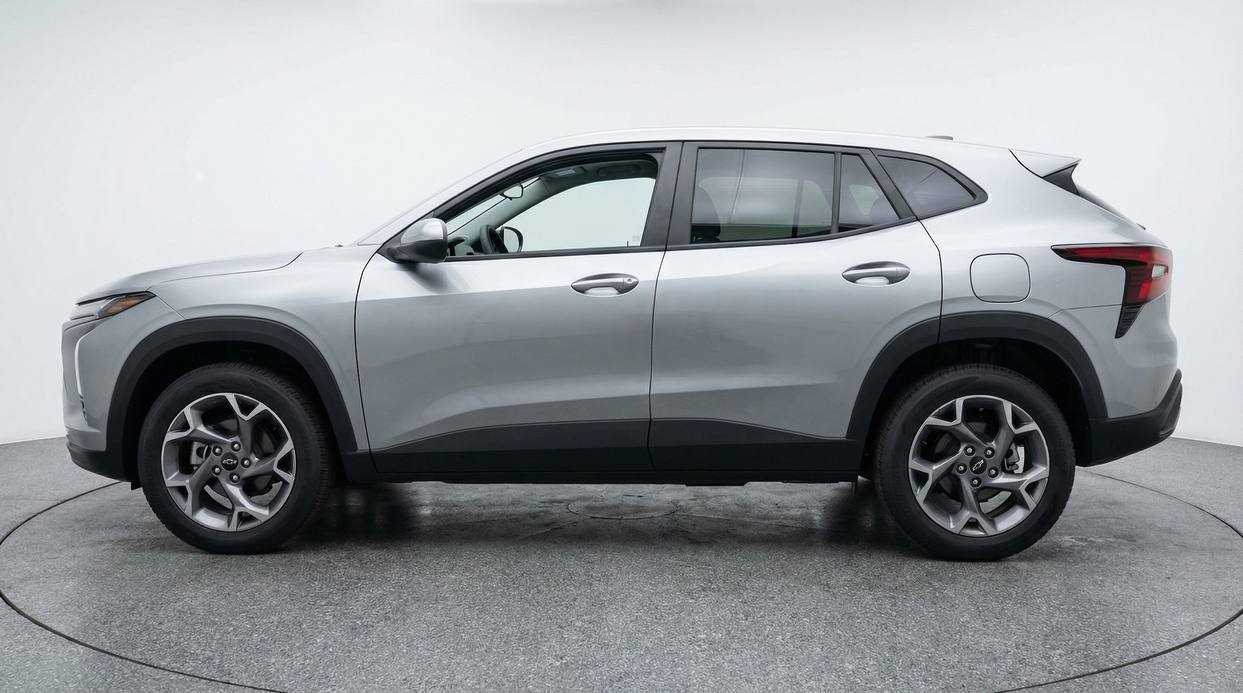 Thumbnail: 2025 Chevrolet Trax - 5