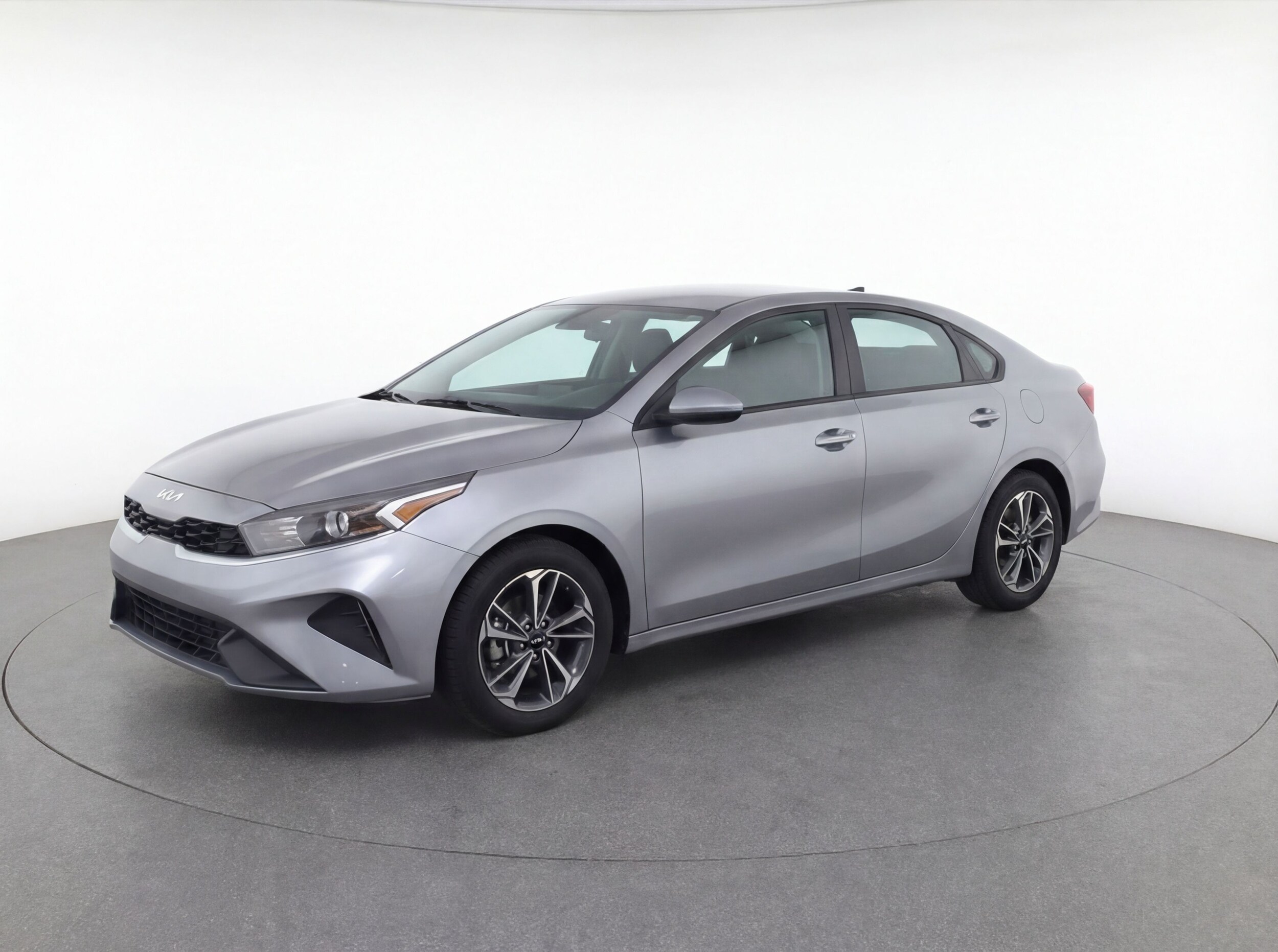 Thumbnail: 2023 Kia Forte - 3