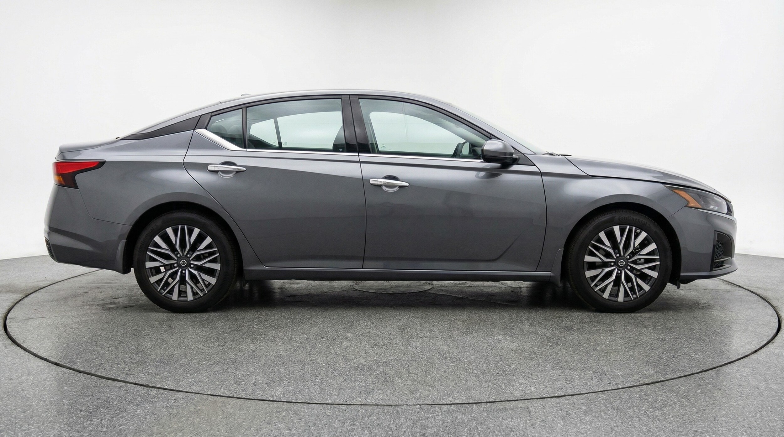 Thumbnail: 2025 Nissan Altima - 8