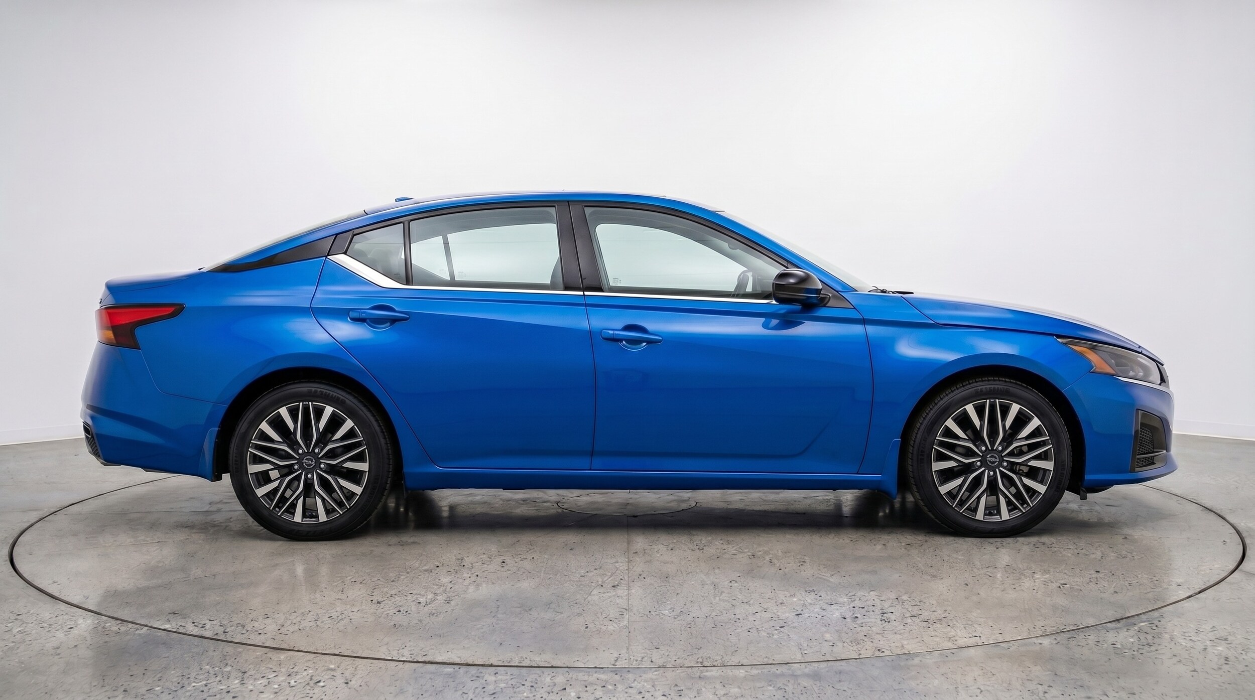 Thumbnail: 2025 Nissan Altima - 8