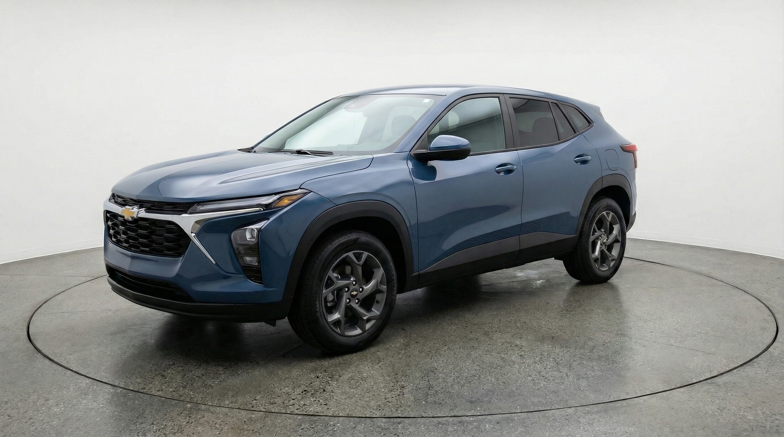 Thumbnail: 2025 Chevrolet Trax - 3