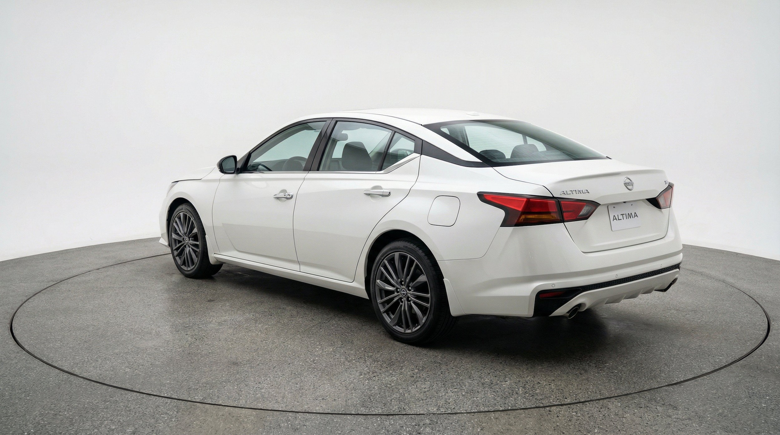 Thumbnail: 2025 Nissan Altima - 6