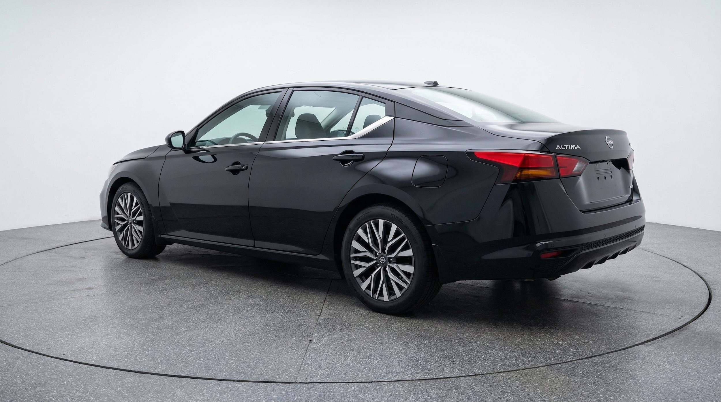 Thumbnail: 2025 Nissan Altima - 6