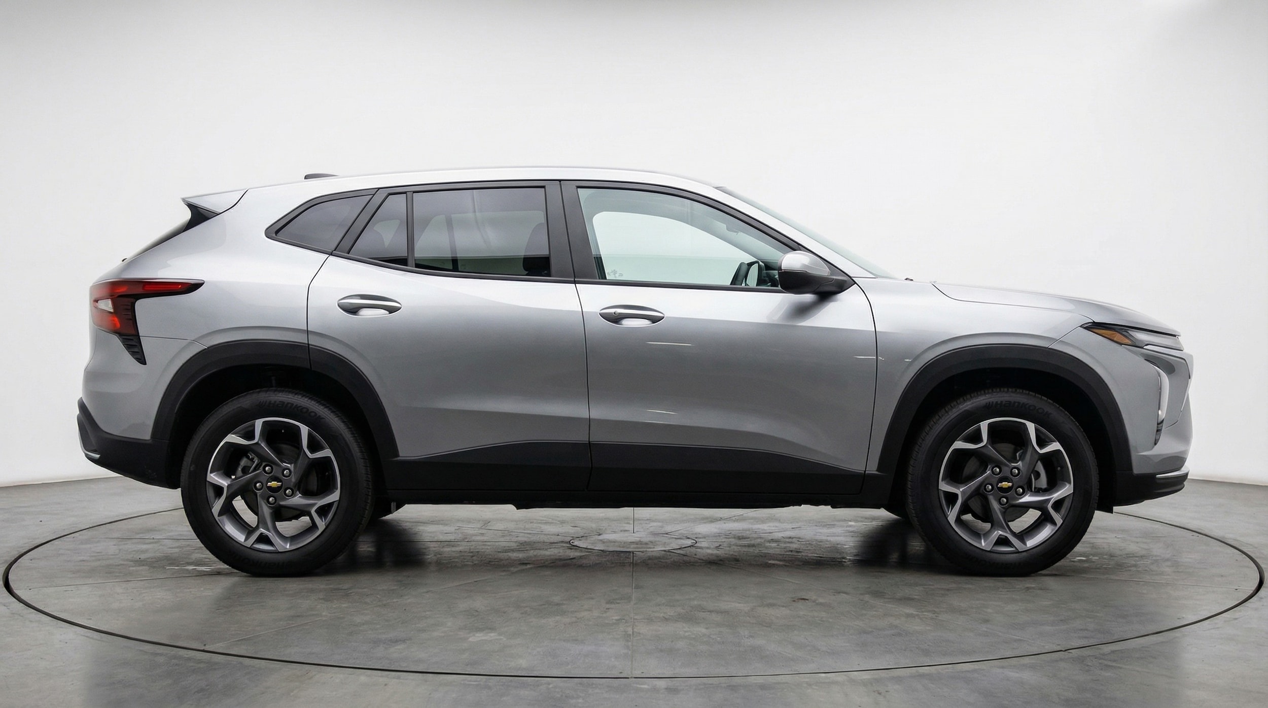 Thumbnail: 2025 Chevrolet Trax - 8