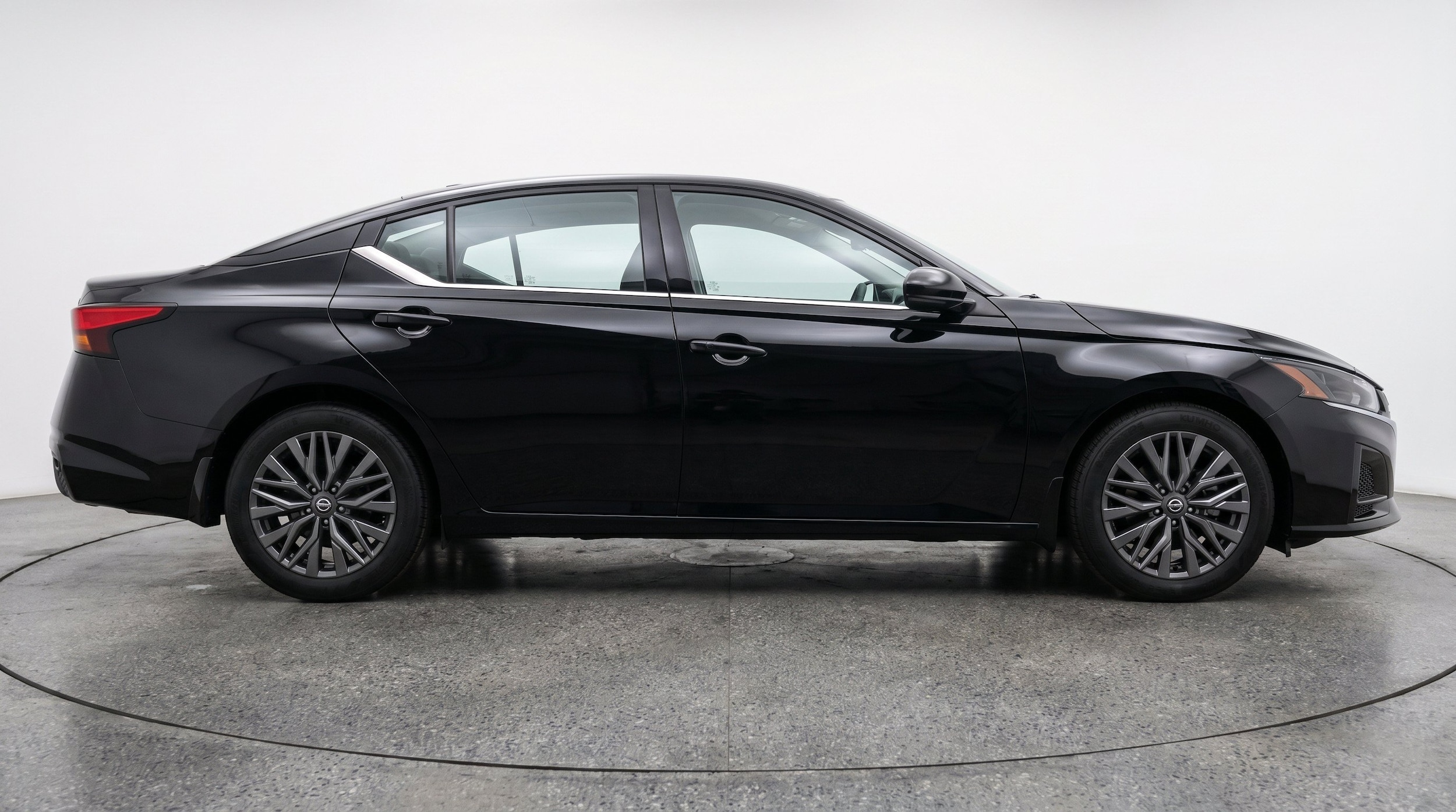 Thumbnail: 2025 Nissan Altima - 11