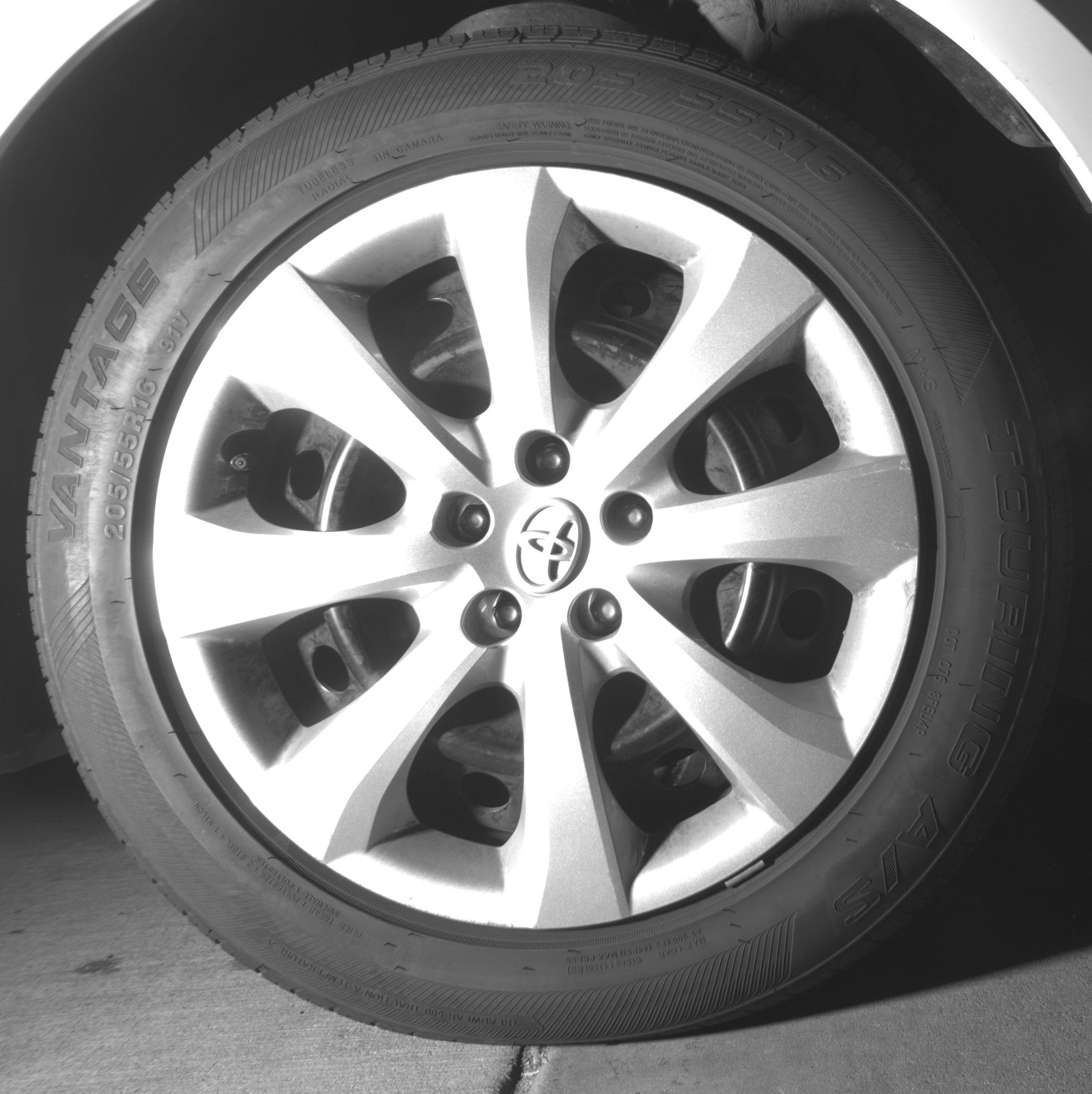 Thumbnail: 2025 Toyota Corolla - 10