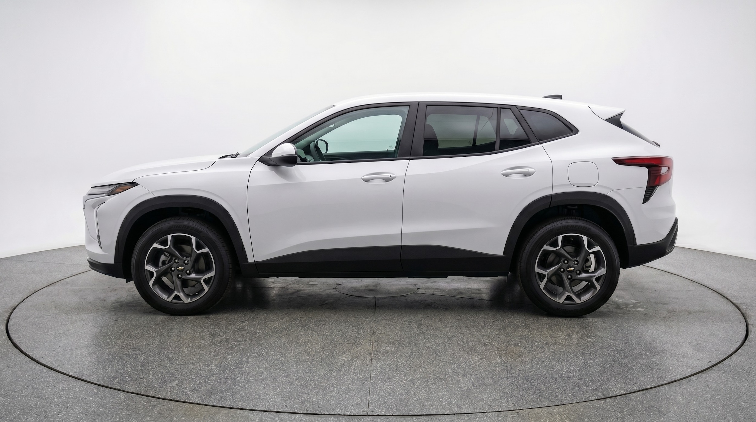Thumbnail: 2025 Chevrolet Trax - 4