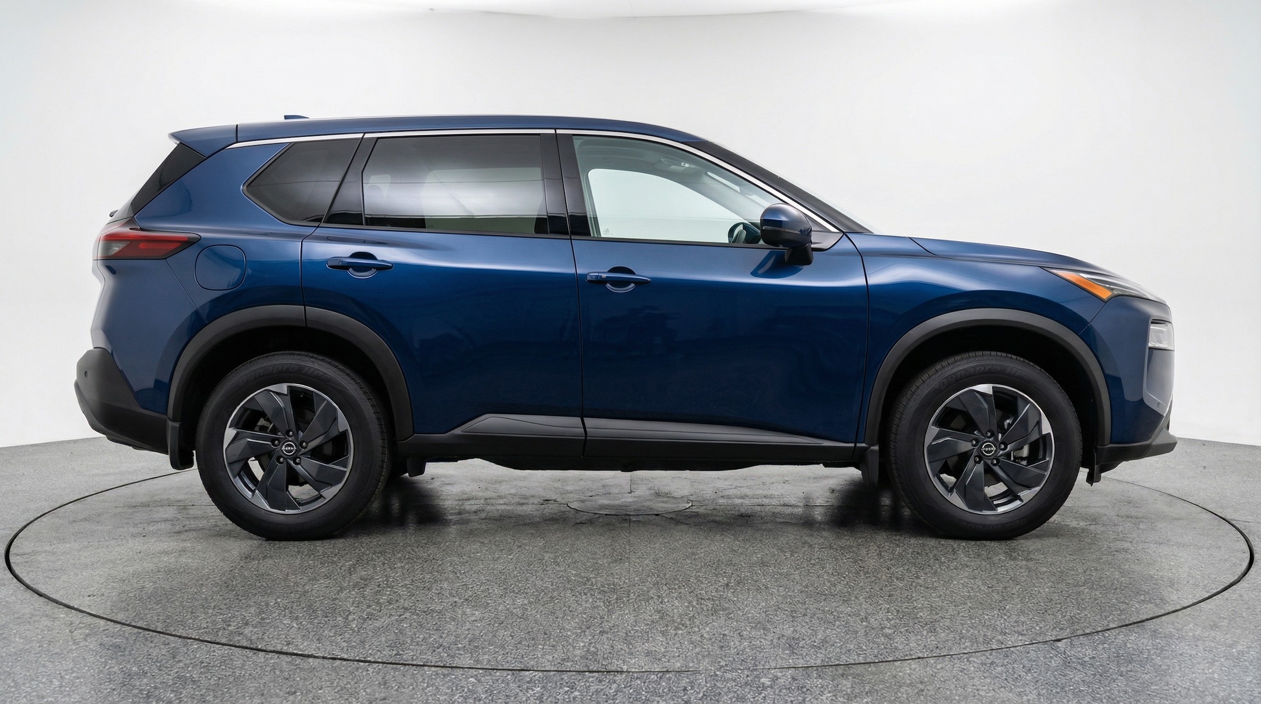 Thumbnail: 2025 Nissan Rogue - 8