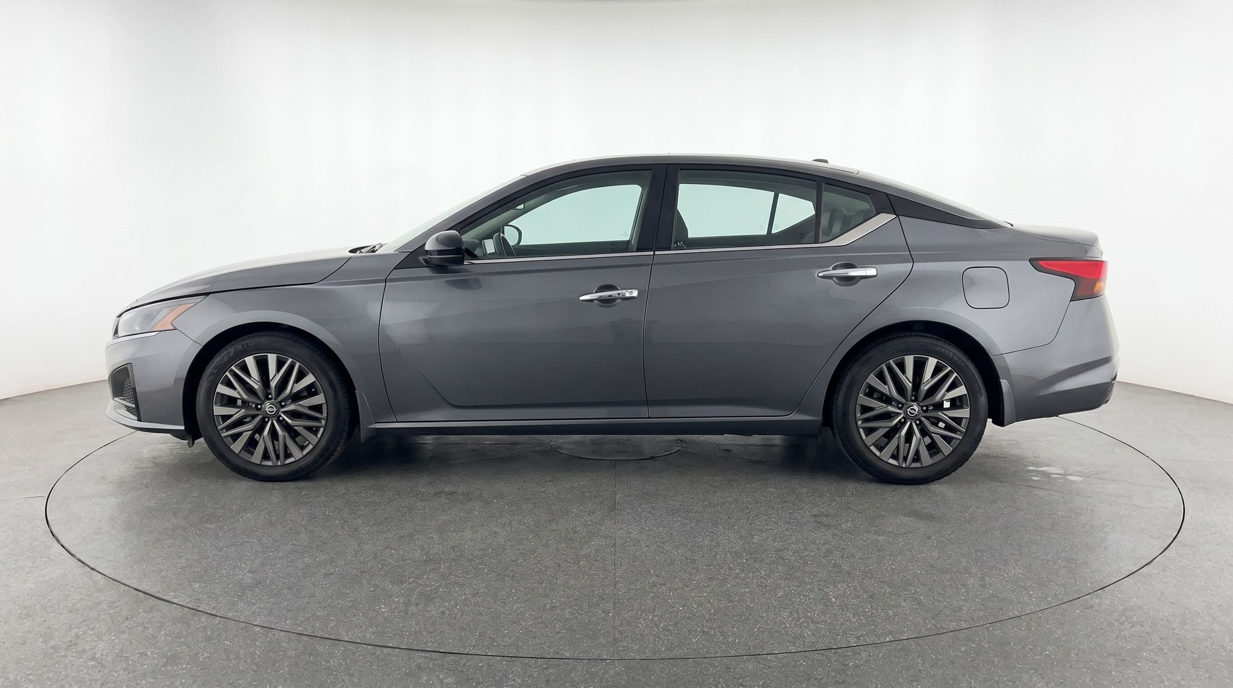 Thumbnail: 2025 Nissan Altima - 4