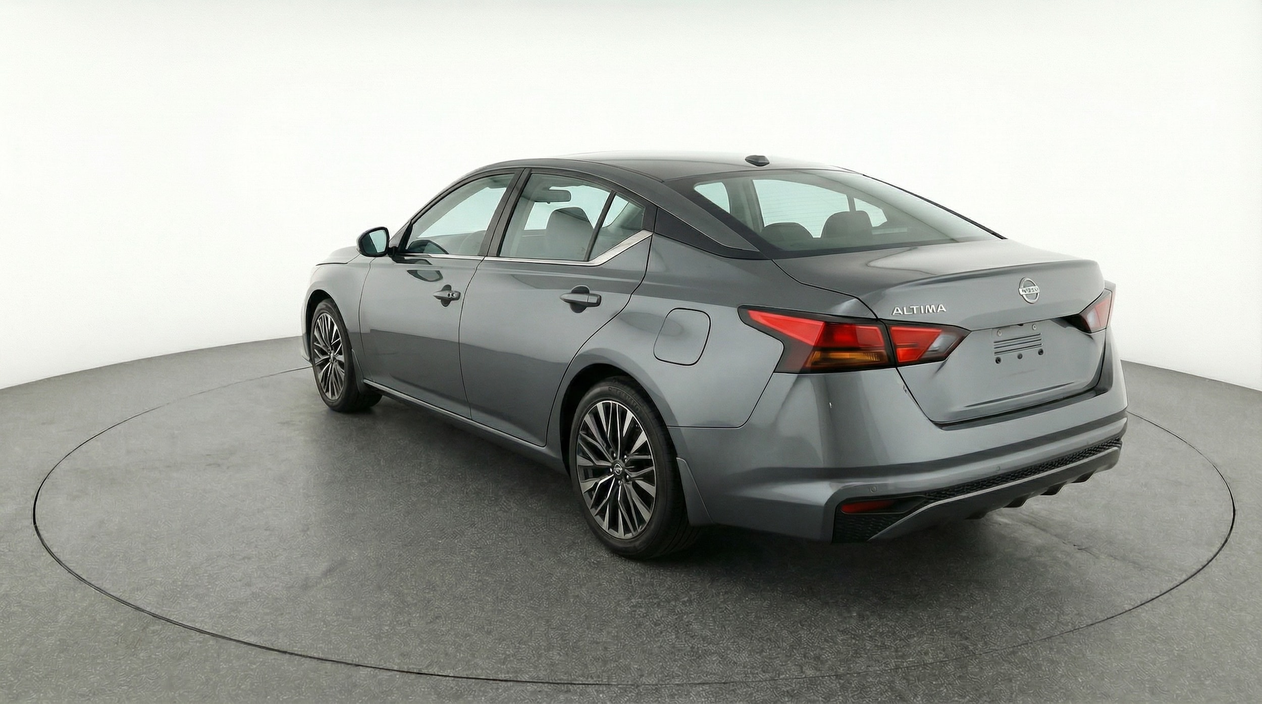 Thumbnail: 2025 Nissan Altima - 5