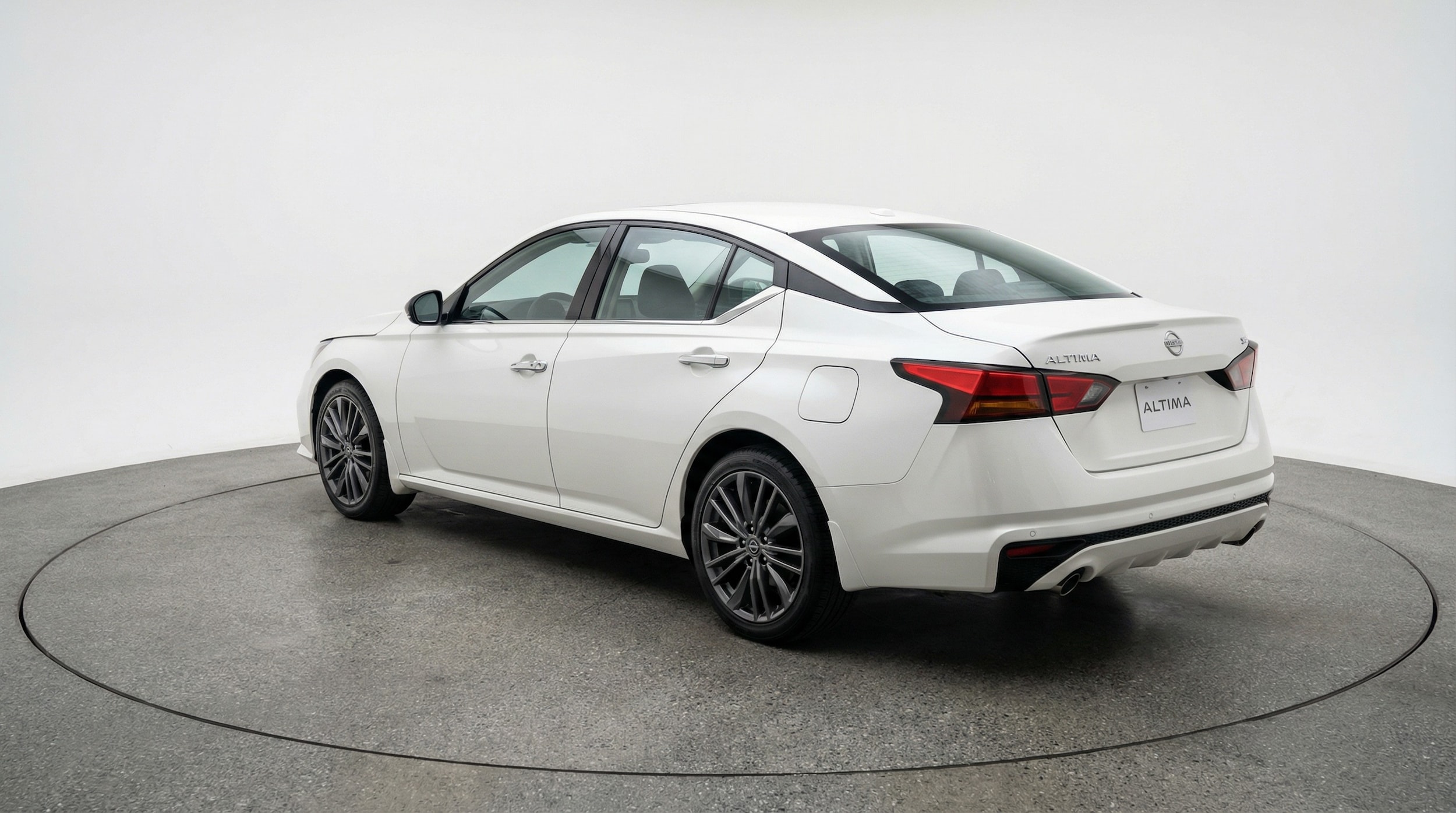 Thumbnail: 2025 Nissan Altima - 5