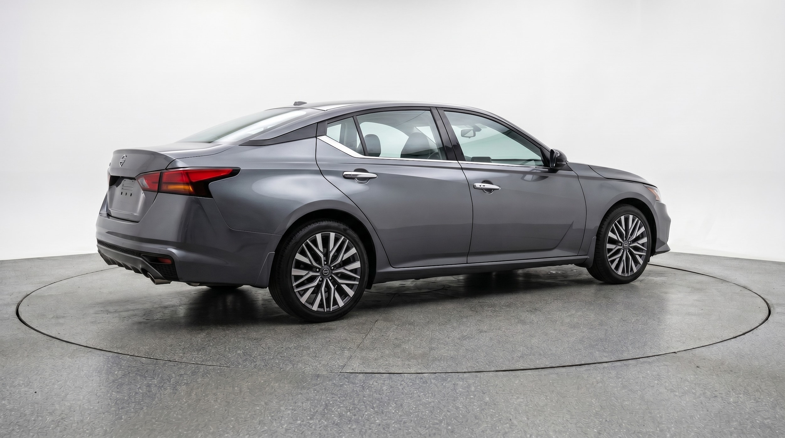 Thumbnail: 2025 Nissan Altima - 7