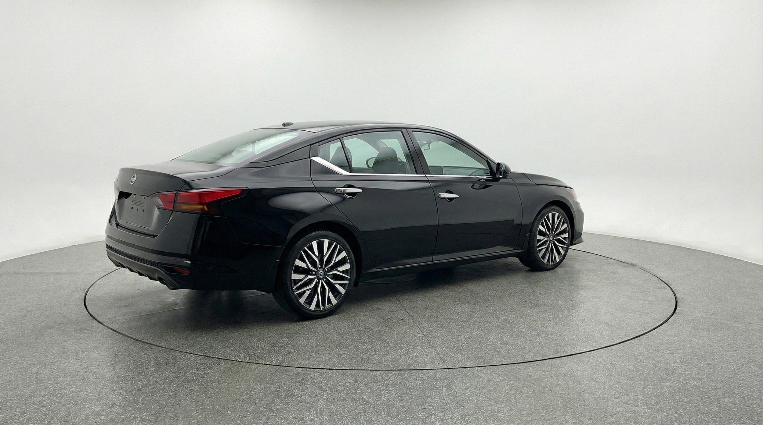 Thumbnail: 2025 Nissan Altima - 7