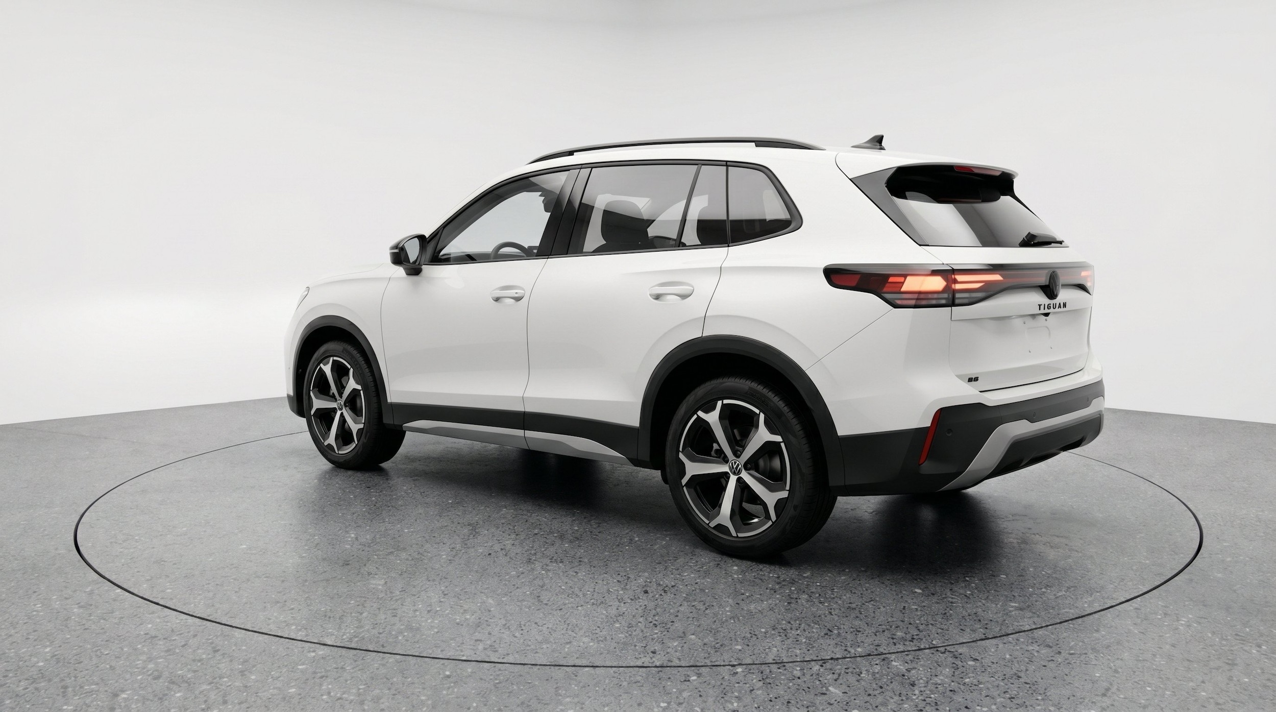 Thumbnail: 2026 Volkswagen Tiguan - 6