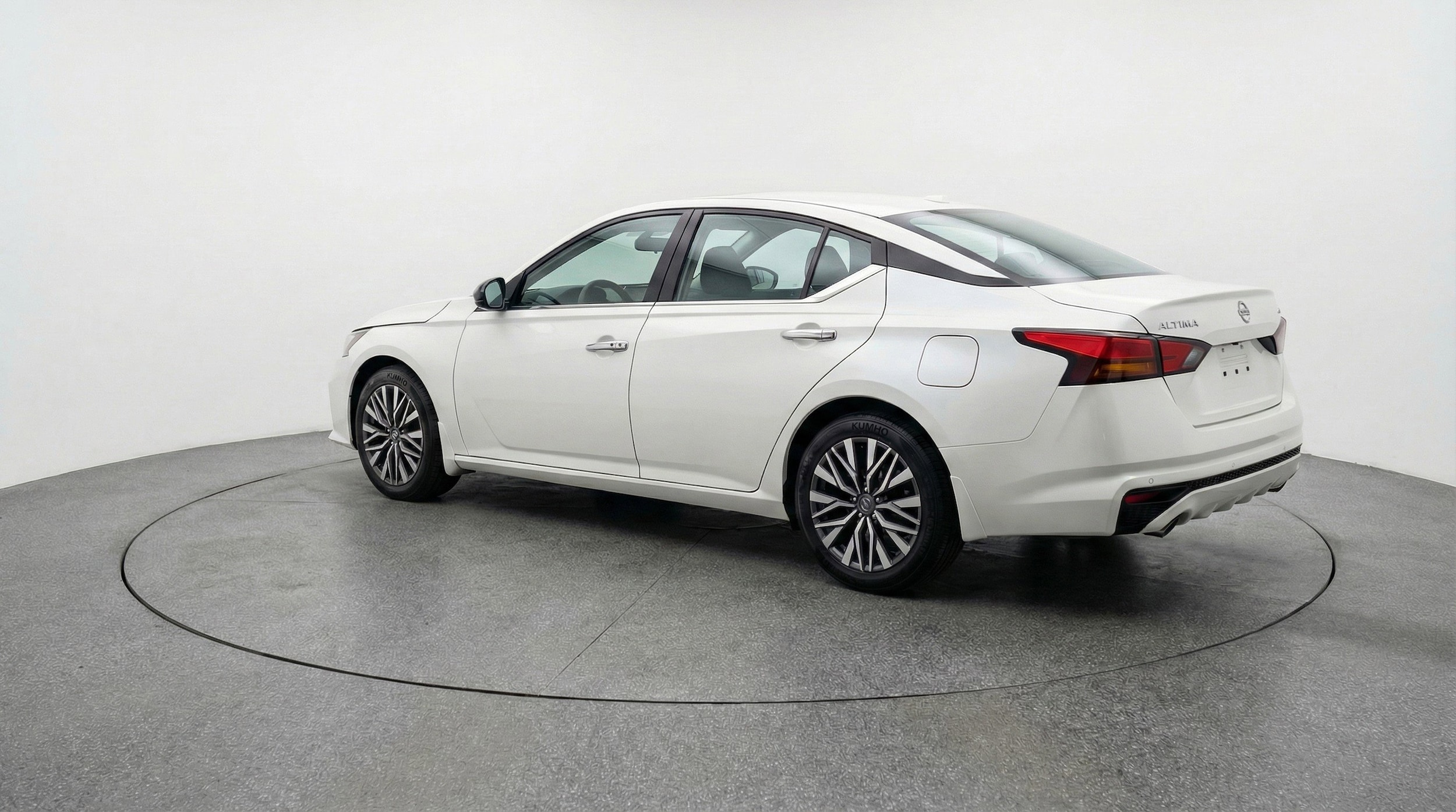 Thumbnail: 2025 Nissan Altima - 6
