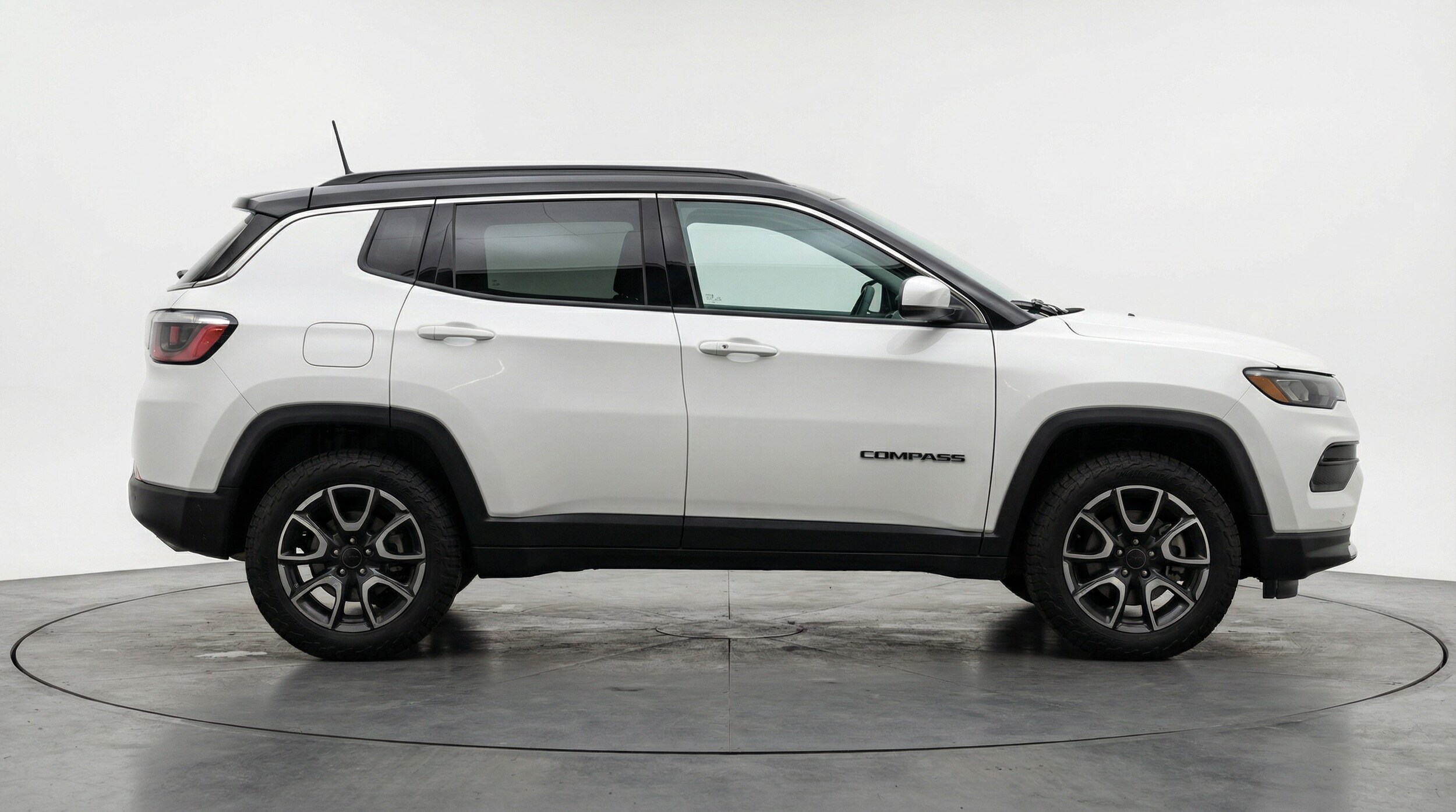 Thumbnail: 2025 Jeep Compass - 8
