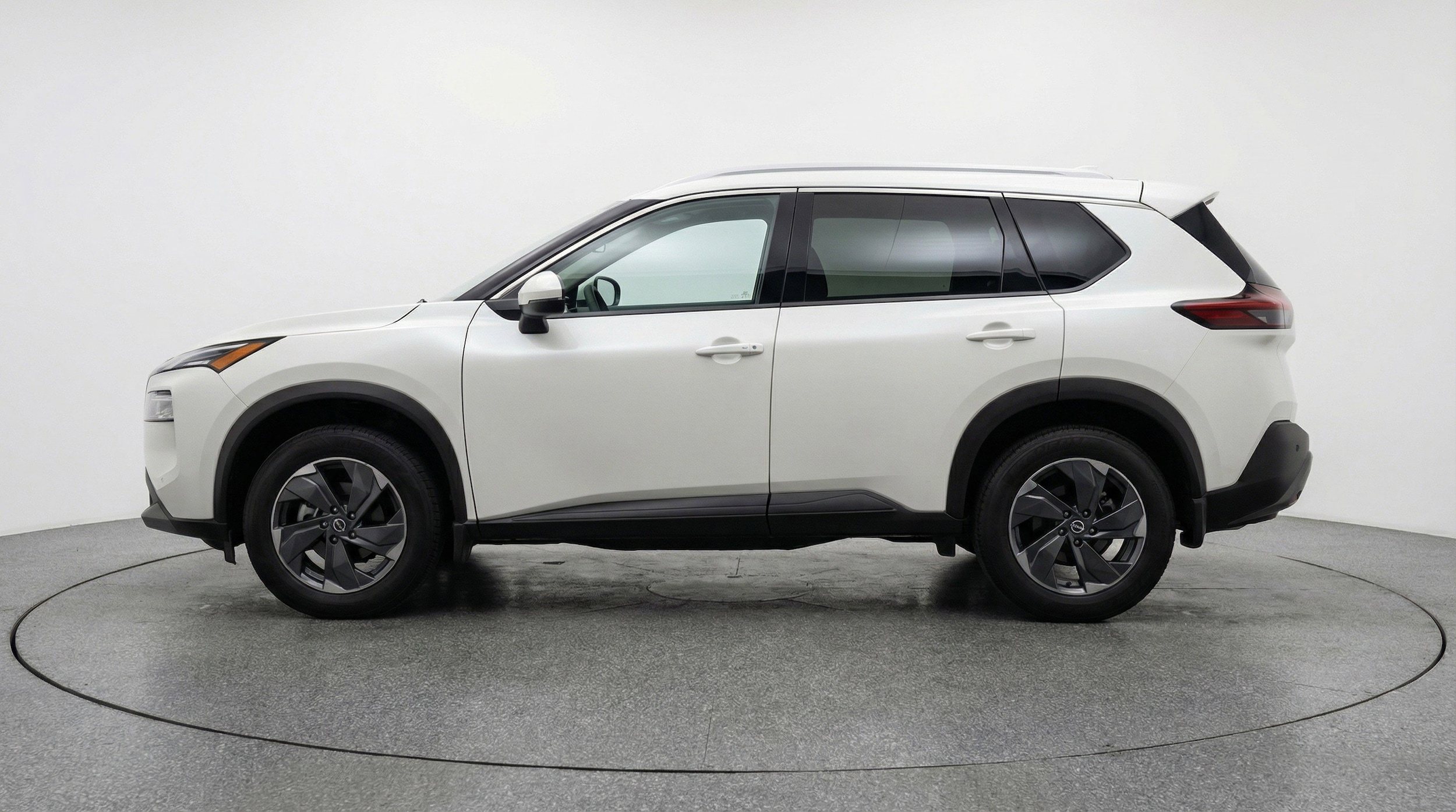 Thumbnail: 2025 Nissan Rogue - 5