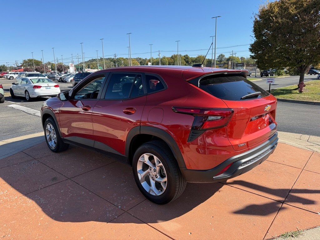 Used 2024 Chevrolet Trax LS SUV