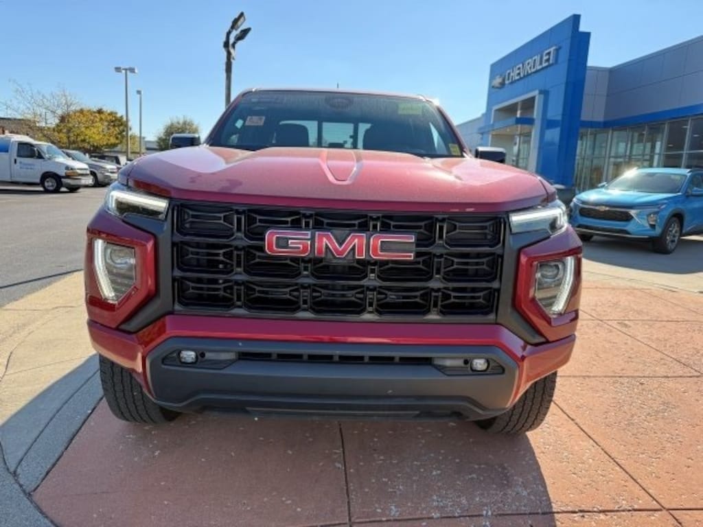 Used 2023 GMC Canyon Elevation Truck