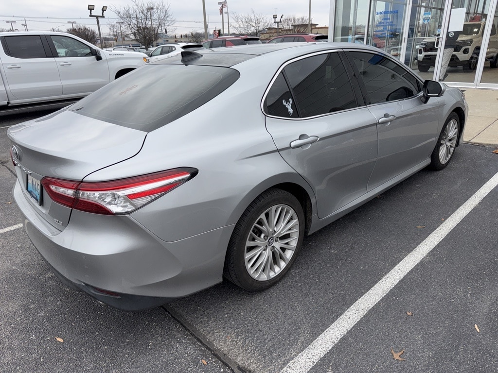 Used 2019 Toyota Camry XLE Sedan