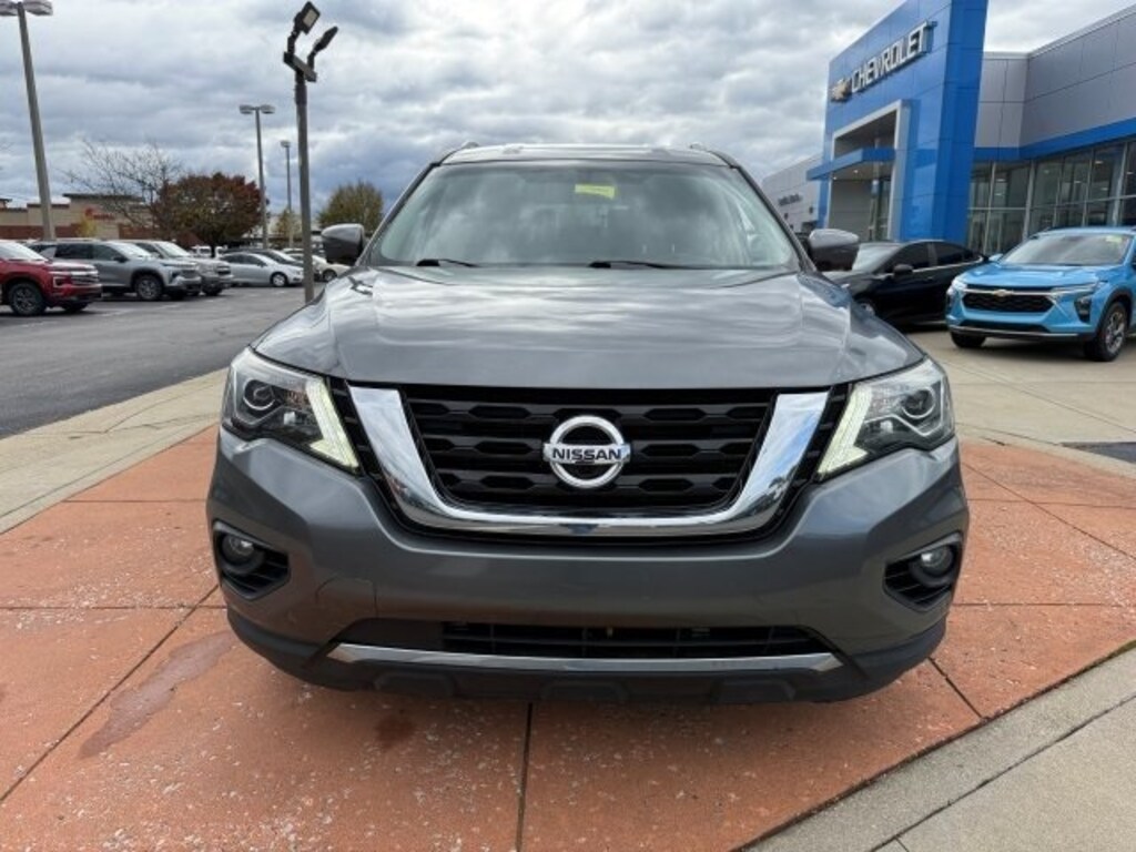 Used 2020 Nissan Pathfinder SL SUV
