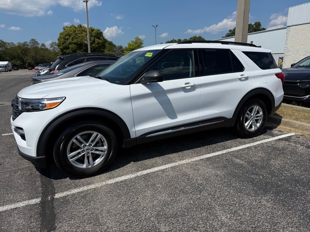 2023 Ford Explorer XLT