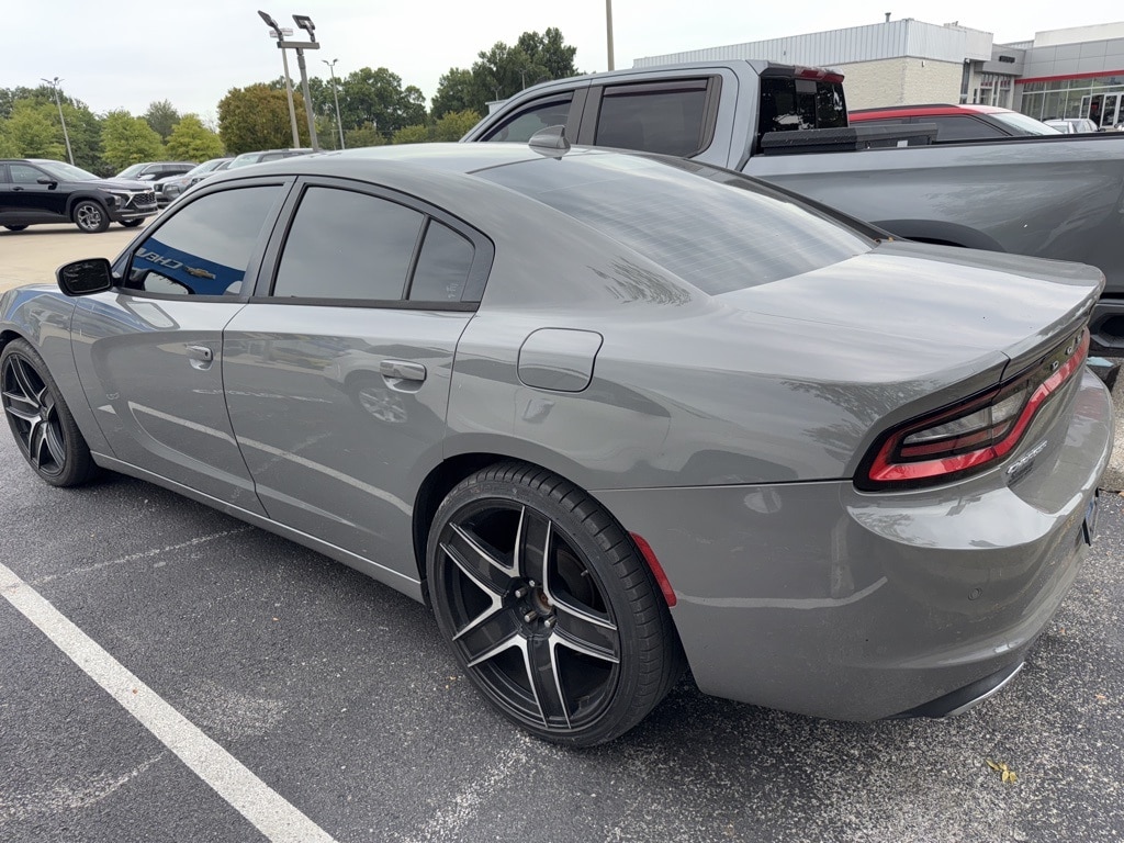 Used 2018 Dodge Charger V6 Sedan