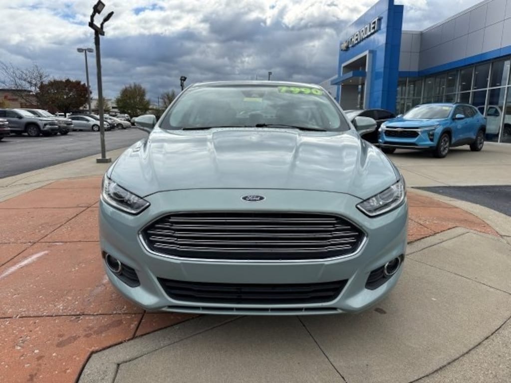 Used 2013 Ford Fusion Hybrid SE Sedan