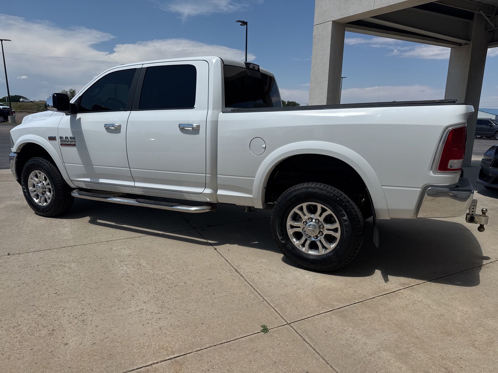 2018 Ram 2500 Laramie photo 2