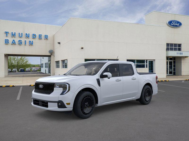 2025 Ford Maverick Lobo's photo