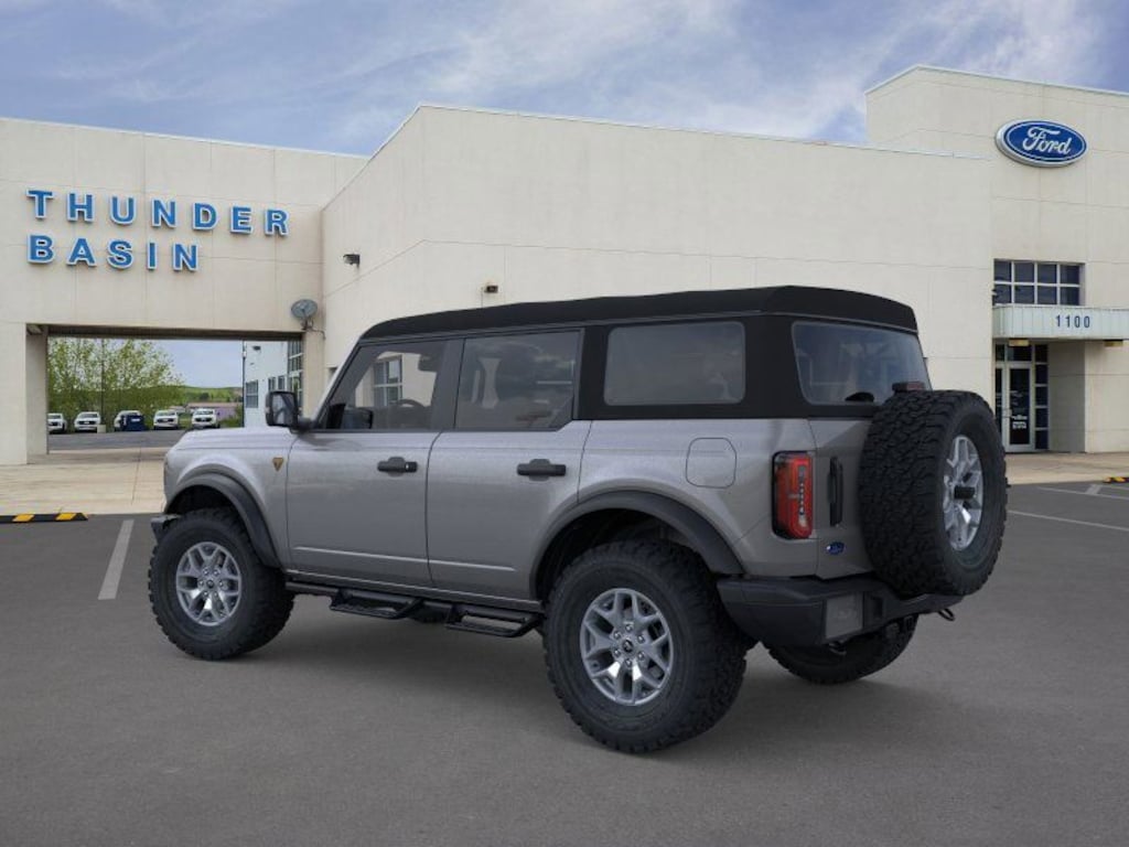 New 2024 Ford Bronco Badlands SUV