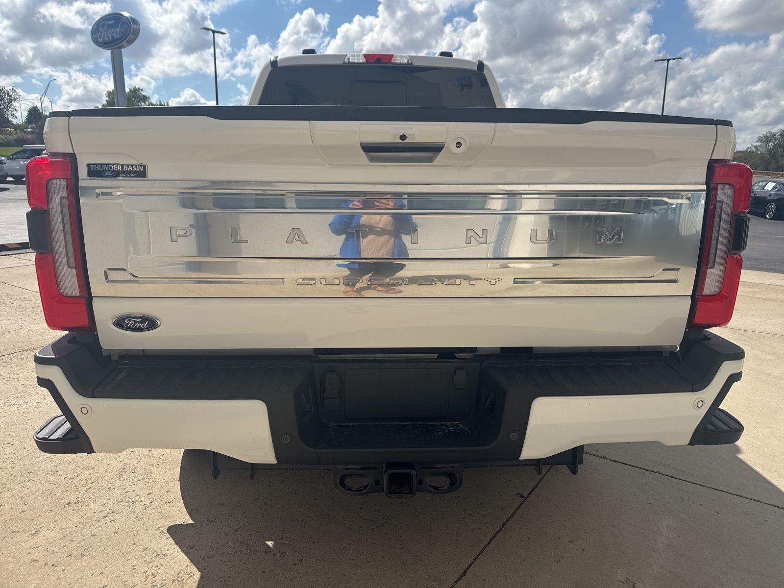 2024 Ford F-350 photo 3
