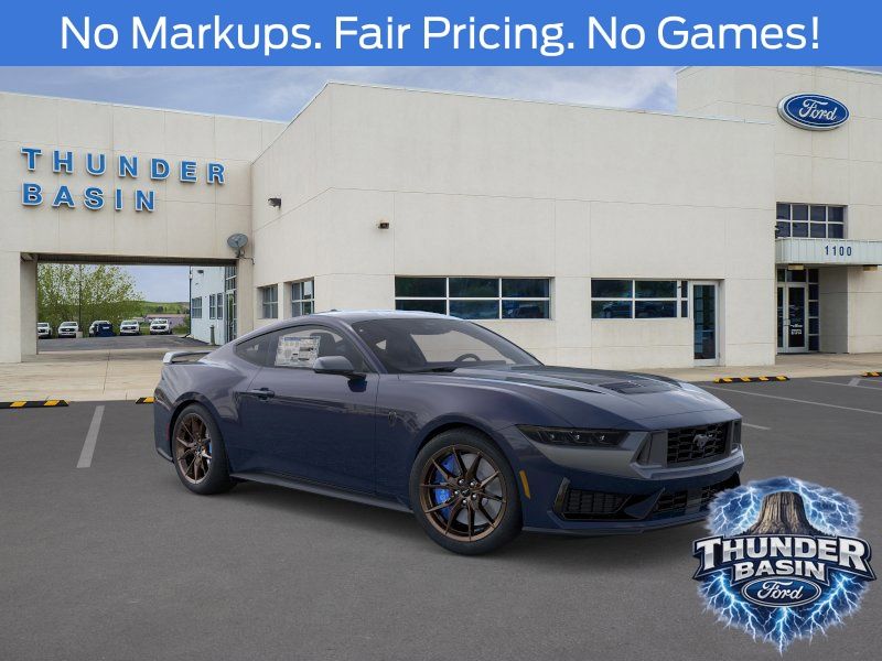 2025 Ford Mustang Dark Horse - Photo 8