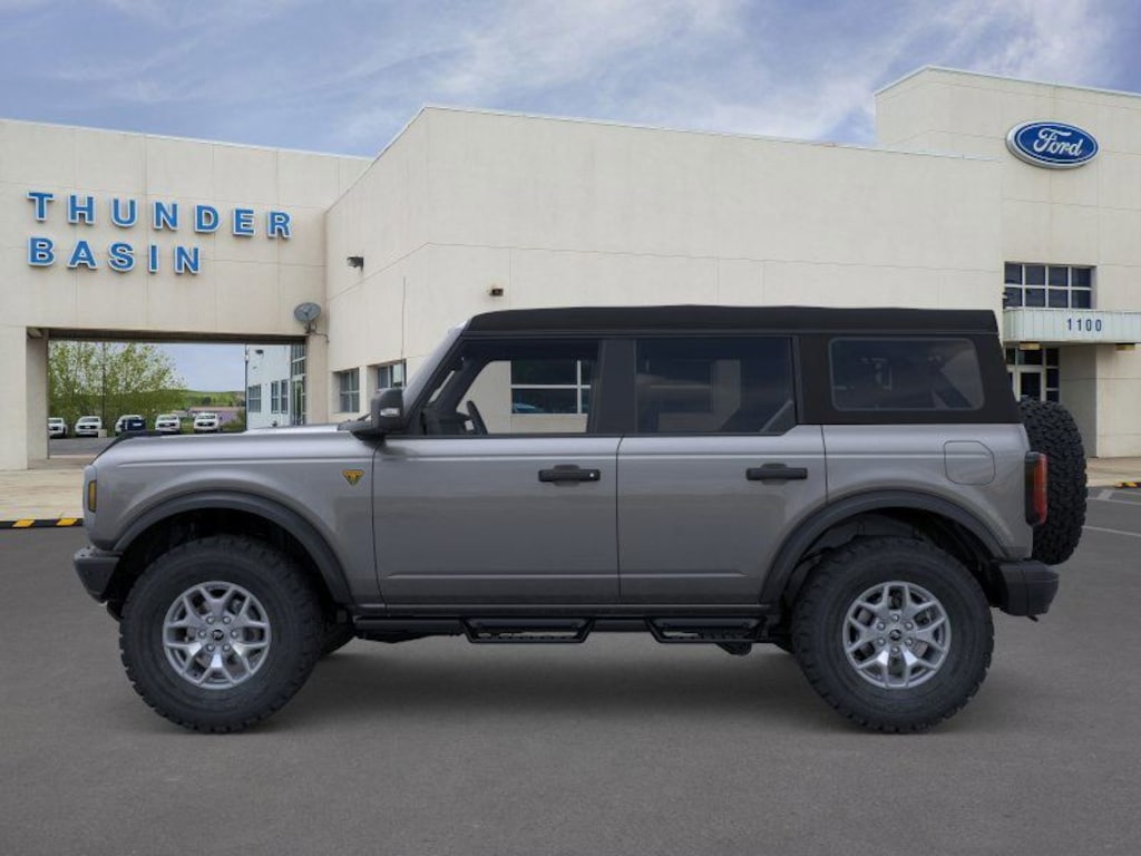 New 2024 Ford Bronco Badlands SUV