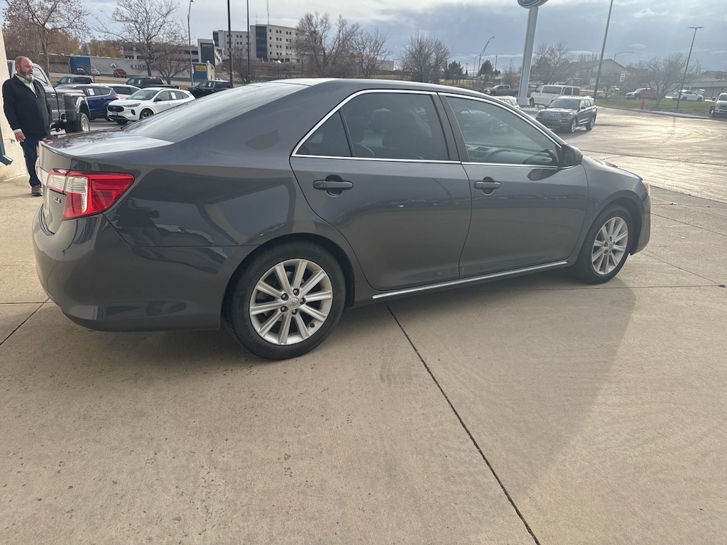 Used 2012 Toyota Camry XLE Sedan