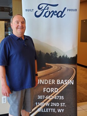 Staff member Bob Davis from ID_527491f83d8d