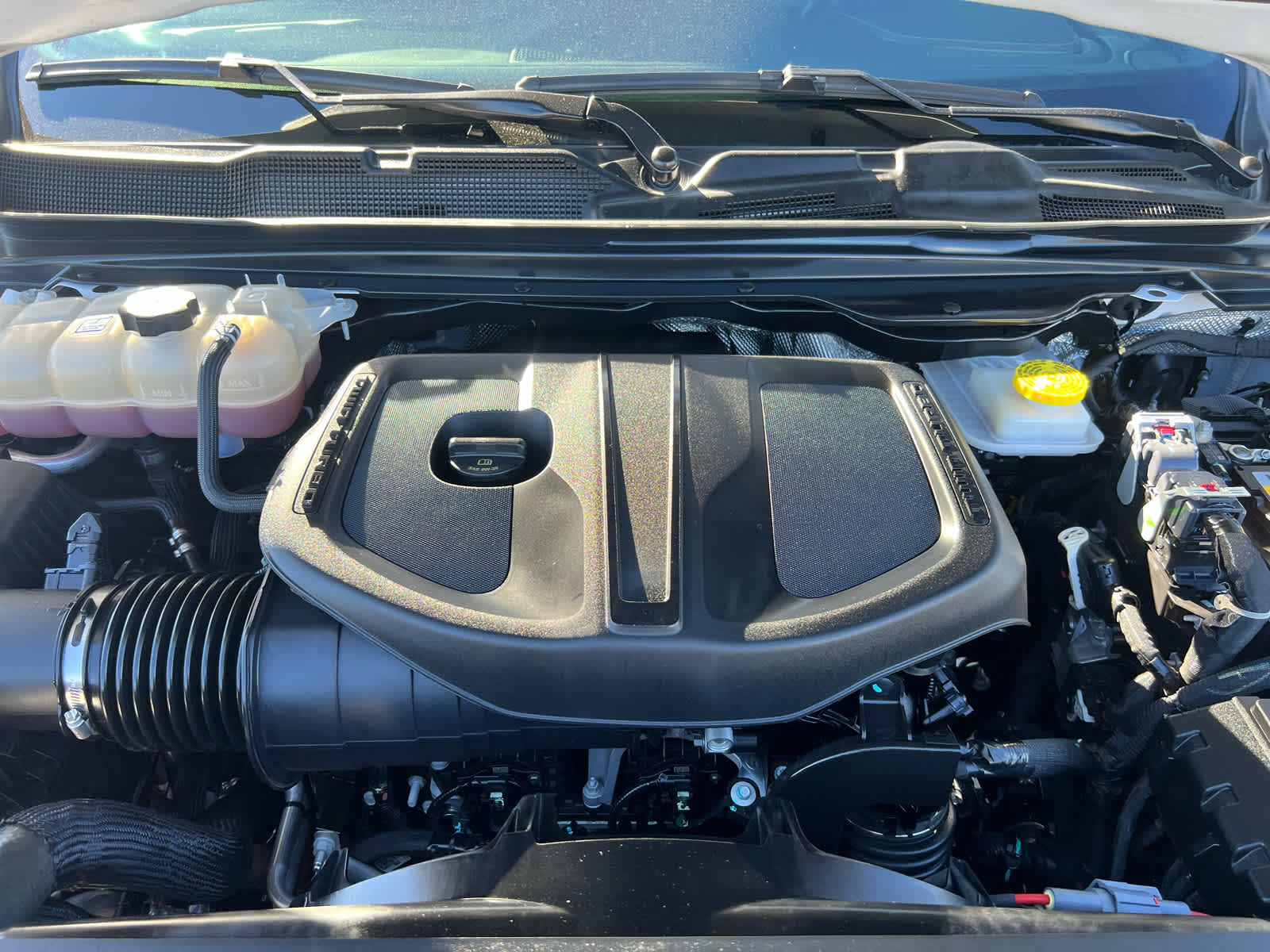 2025 Ram 1500 Rebel Crew Cab 5'7" Box photo 4