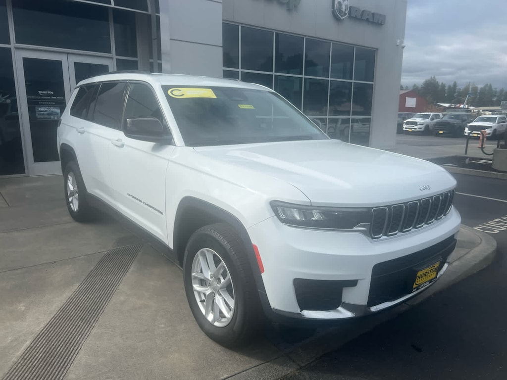 Used 2023 Jeep Grand Cherokee L Laredo SUV