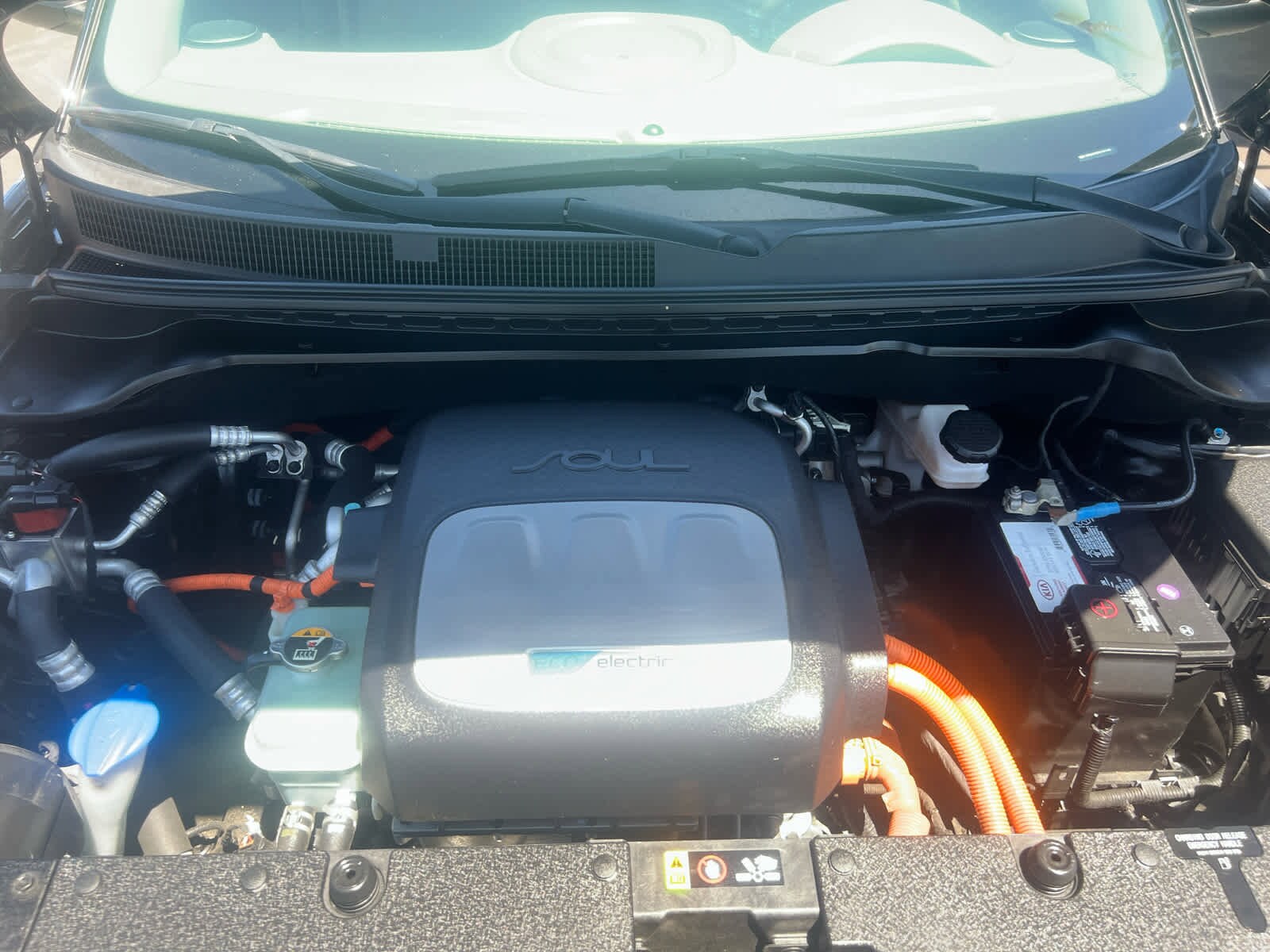 2019 Kia Soul EV EV+ photo 3