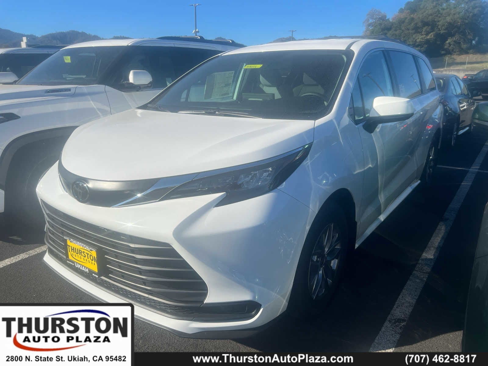 2026 Toyota Sienna LE's photo