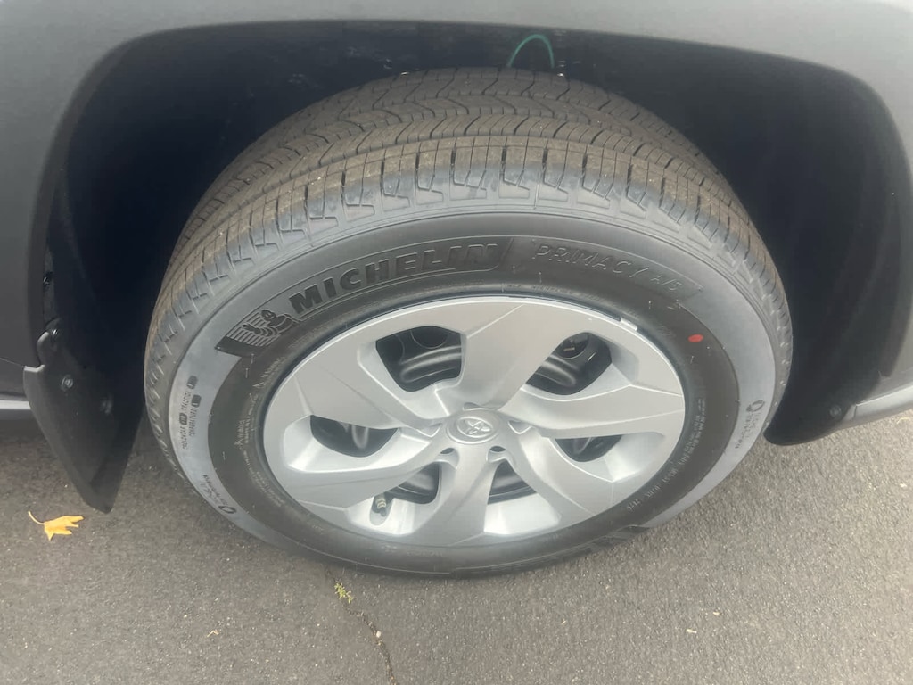 New 2025 Toyota RAV4 LE SUV