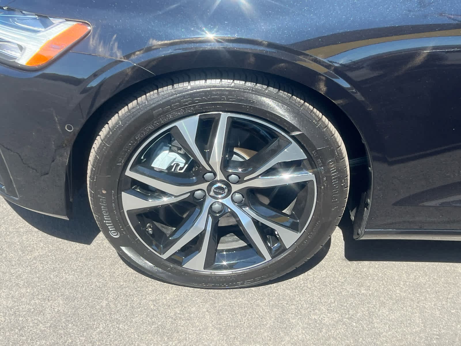 2025 Volvo S60 Plus photo 6