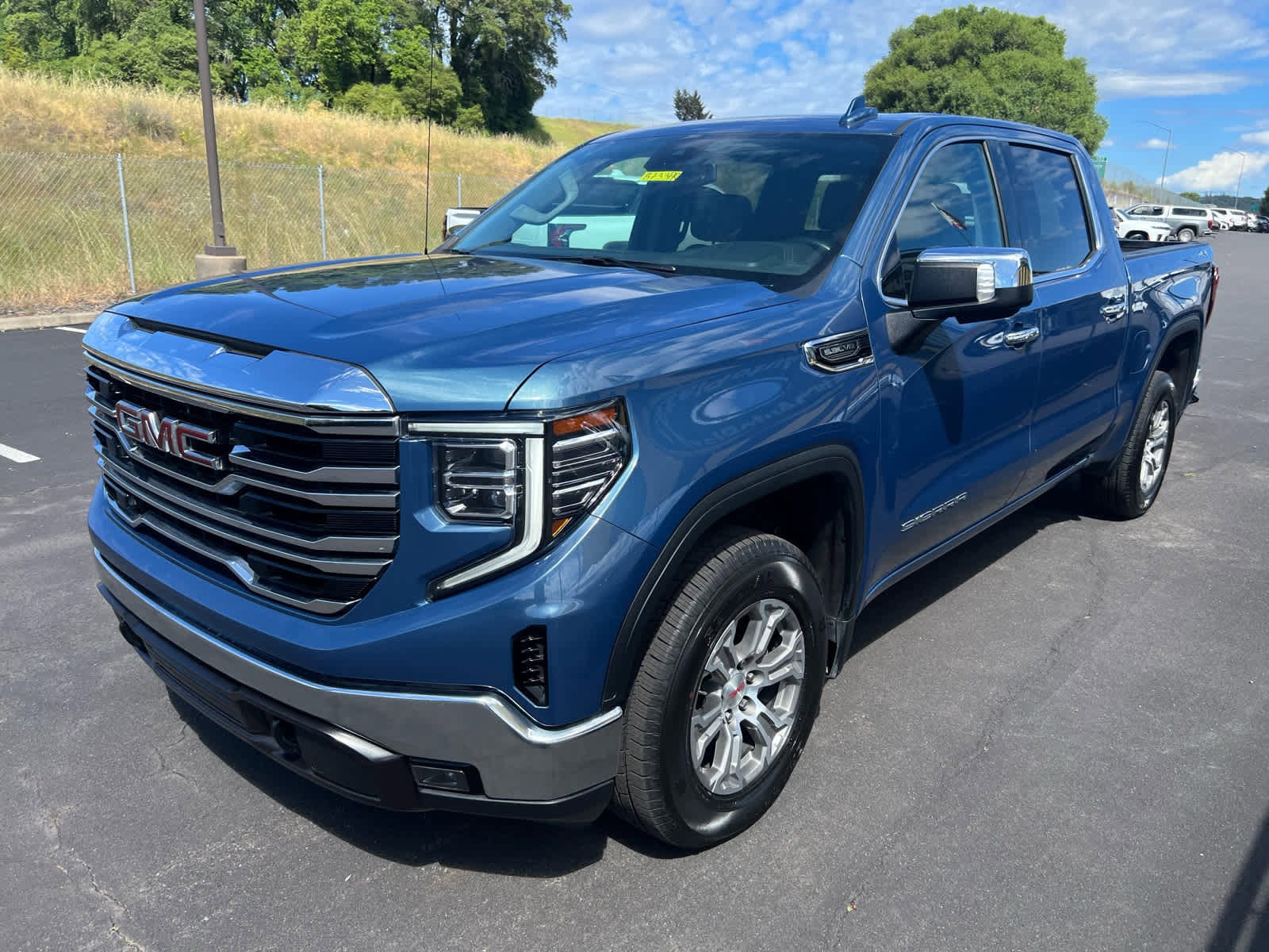 2024 Gmc Sierra+1500 Slt photo 4